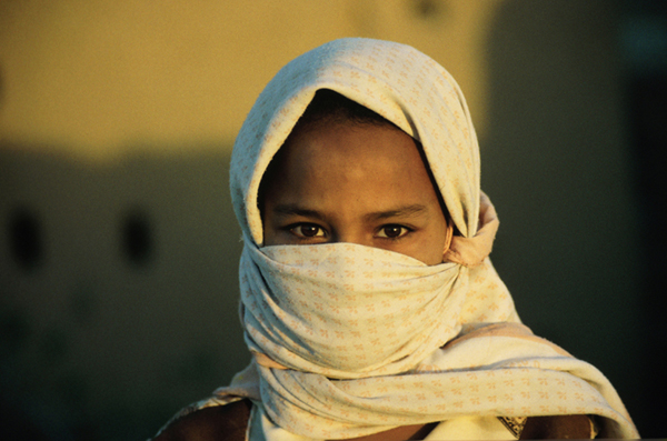 Mujer y niña. Sadá. Yemen | Fotografia Manuel Villanueva